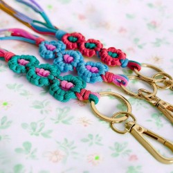 Schlüsselanhänger 3 flower S Blue