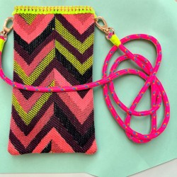 Handytäschchen Geo Ricrac pink