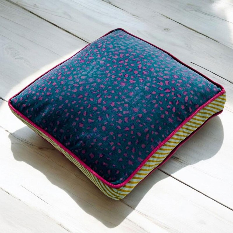 Cushion Cover Box Velvet Leo teal 40405