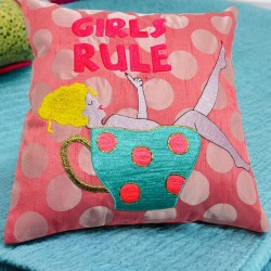 Cushion cover Girls Rule 3030