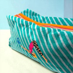 Kosmetiktasche Velvet Yoga L forestplum