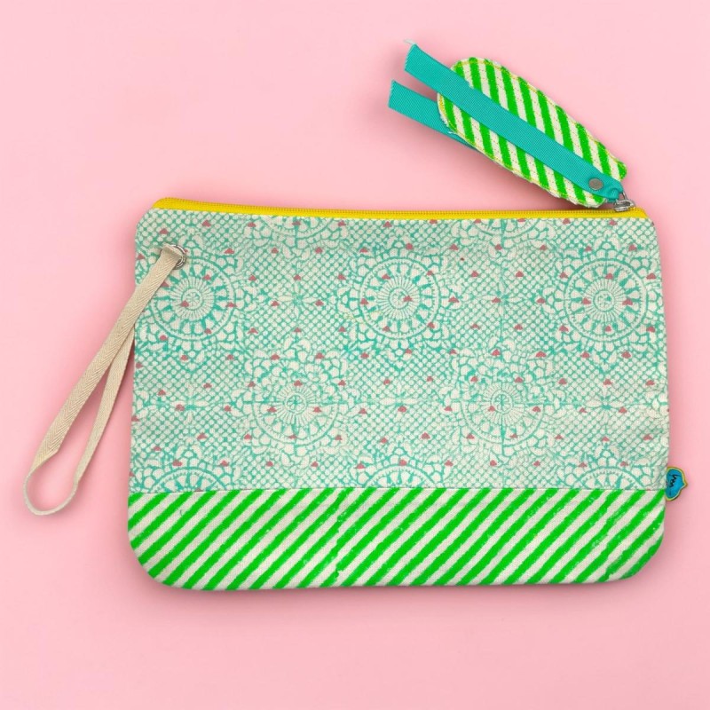 Cosmetic Bag Muster