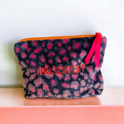 Pouch Zip Velvet Leo Words
