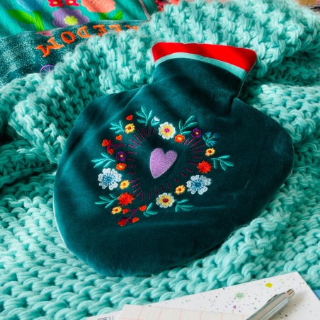 Hot water bottle Heart Flowercircle dkocean