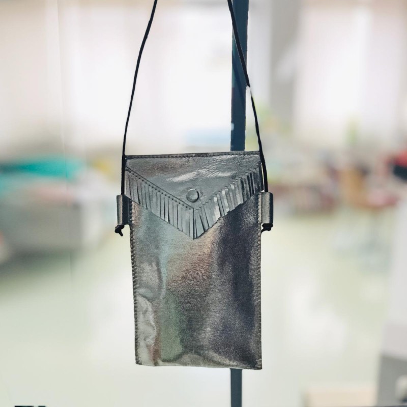 Cellphone Bag Leather Basic Silber metallic