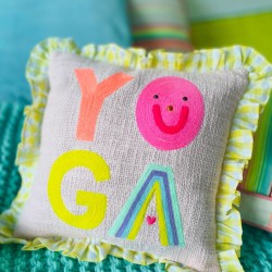 Housse de Coussin Yoga frill 3030