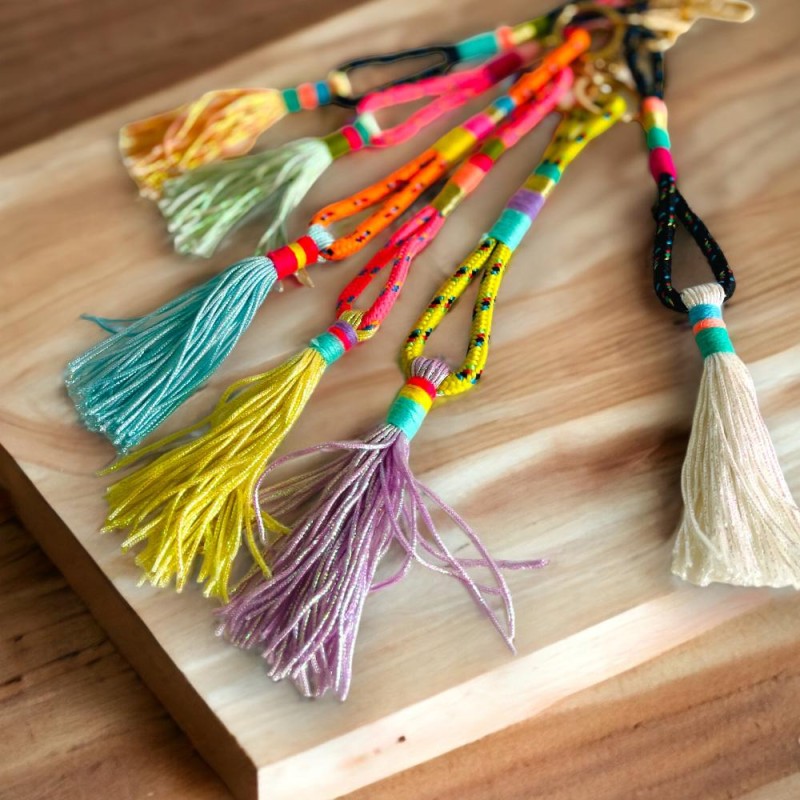 Keychain Multi wrap tassel