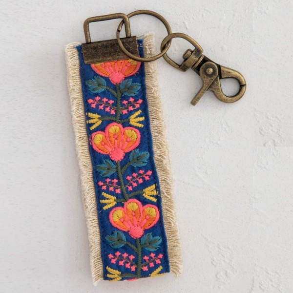 Schlüsselanhänger Embroidered Indigo Pink