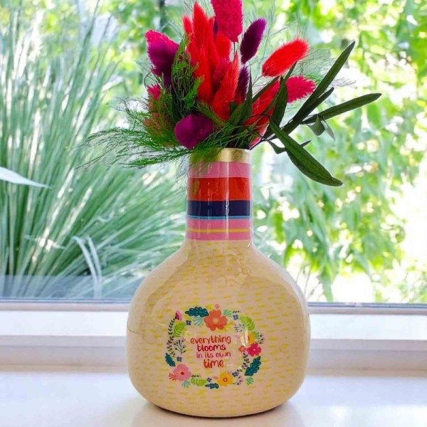 Vase bloom